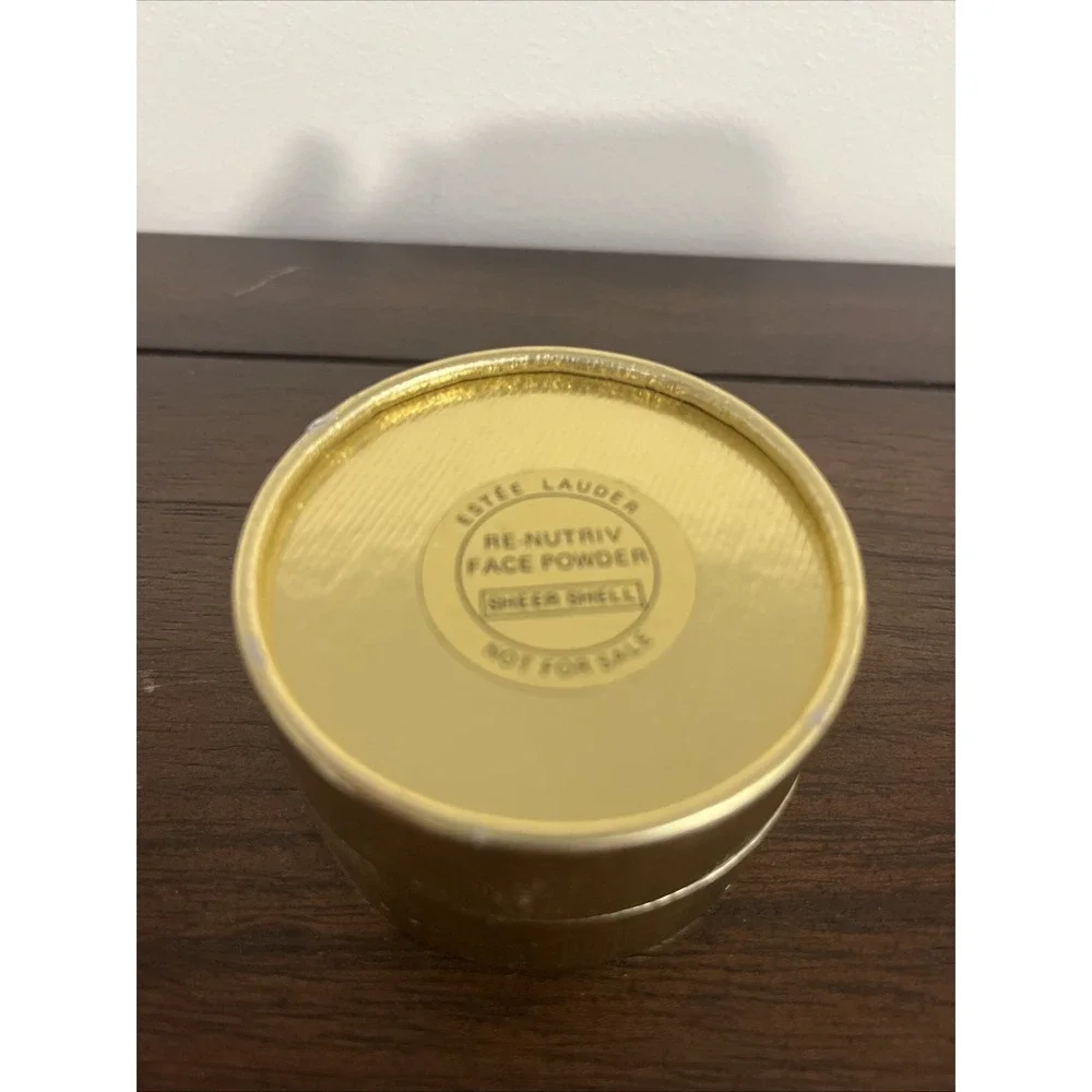 Vintage Estee Lauder Re-Nutriv Face Powder Sheer Shell 1/2 oz Sealed‎ HTF